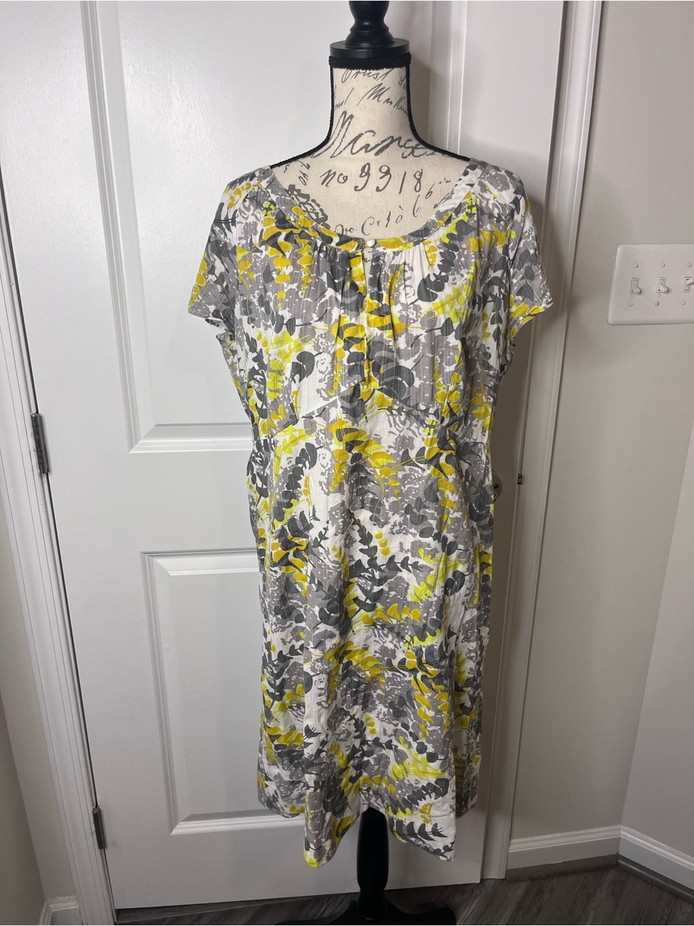 Boden Gray, White & Yellow Floral Midi Dress